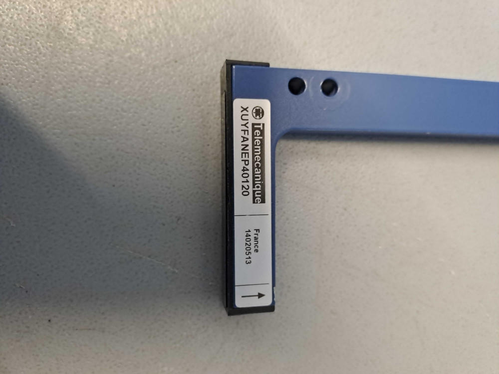 TÉLÉMÉCANIQUE  XUYFANEP40120