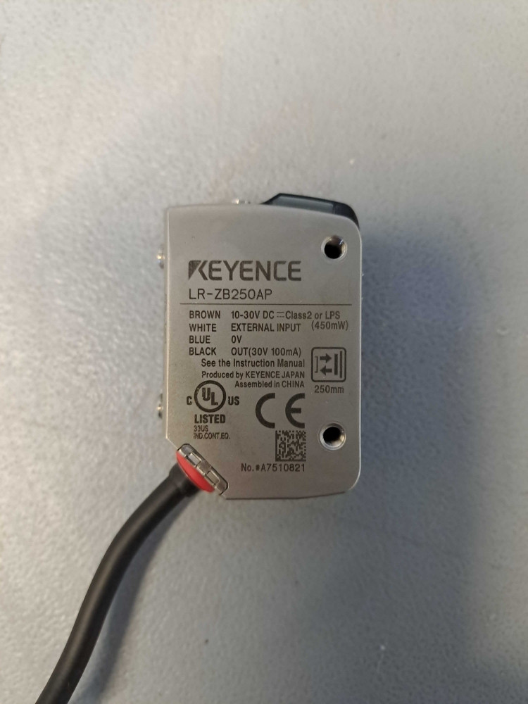 KEYENCE  LRZB250AP
