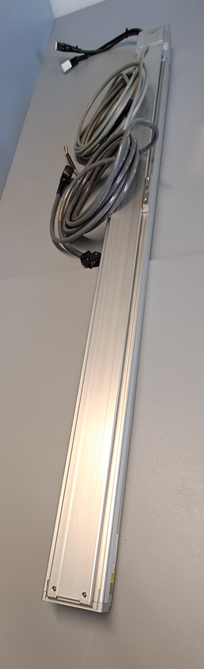 IAI CORPORATION  RCS3-SA8C-I-100-20-1000-T2-M-A3E 