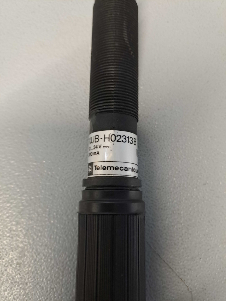 TÉLÉMÉCANIQUE  XUBH02313B