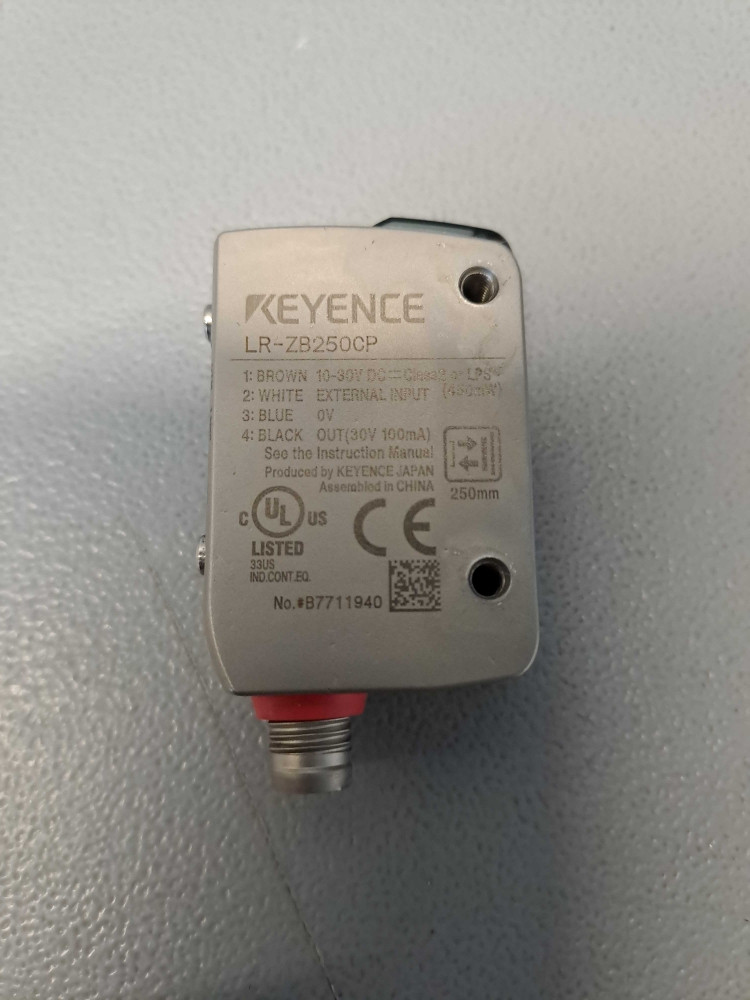KEYENCE  LRZB250CP