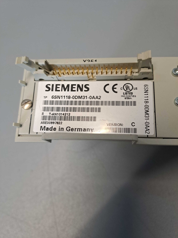 SIEMENS  6SN11180DM310AA2