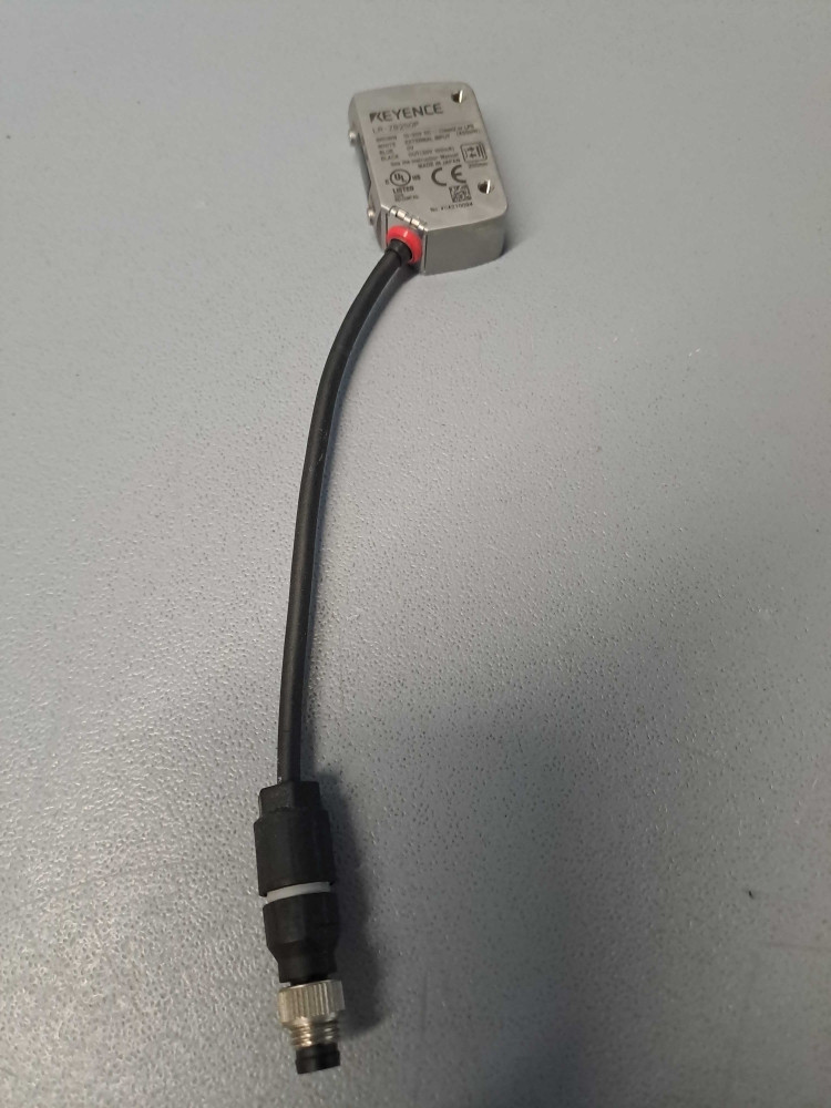 KEYENCE  LRZB250P