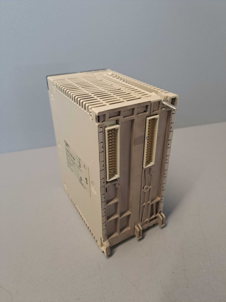 SCHNEIDER  TSXP574823AM