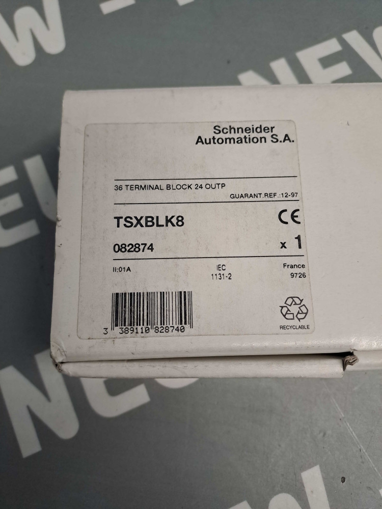 TÉLÉMÉCANIQUE  TSXBLK8