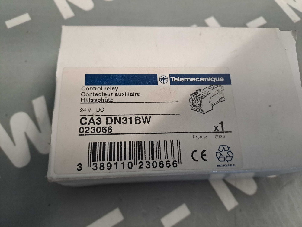 TÉLÉMÉCANIQUE  CA3DN31BW