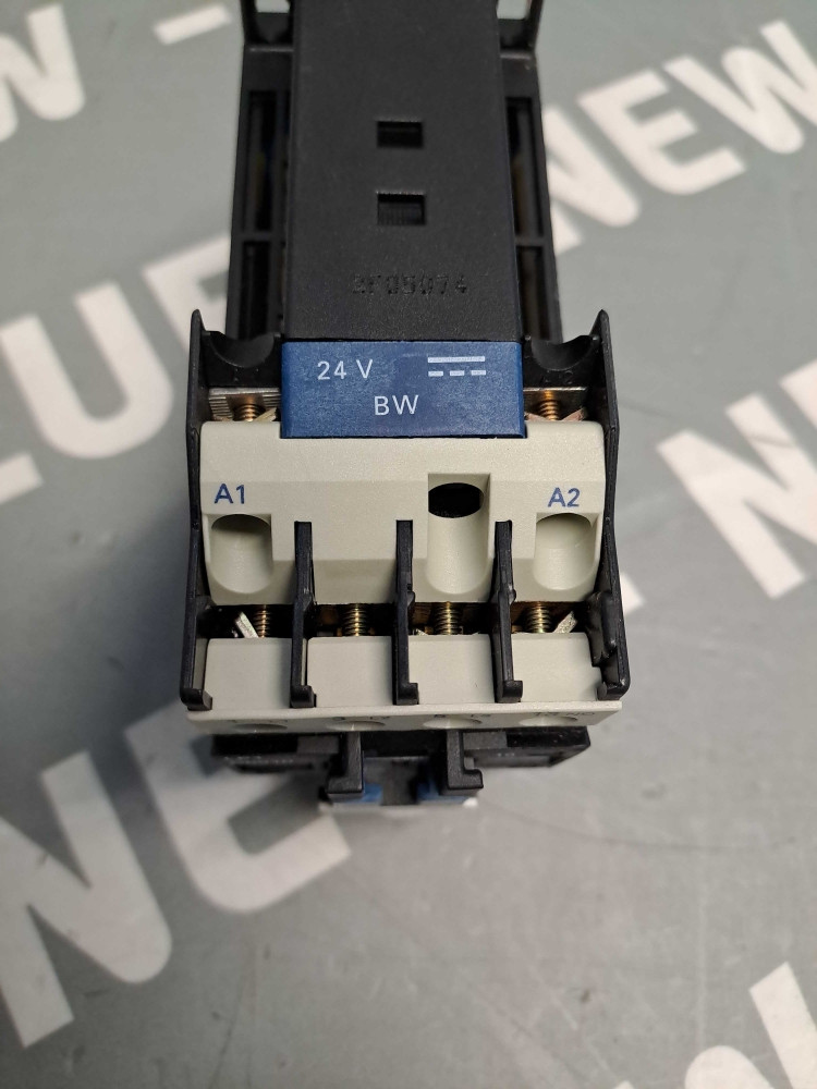 TÉLÉMÉCANIQUE  LP1D0910BW