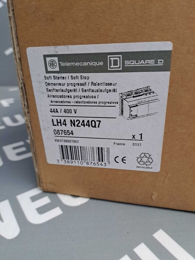 TÉLÉMÉCANIQUE  LH4N244Q7