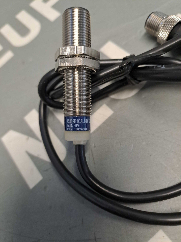 TÉLÉMÉCANIQUE  XS512B1CAL08M12