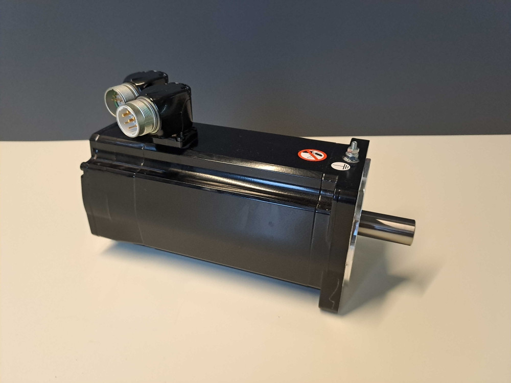 SCHNEIDER  SH31002P01A2000