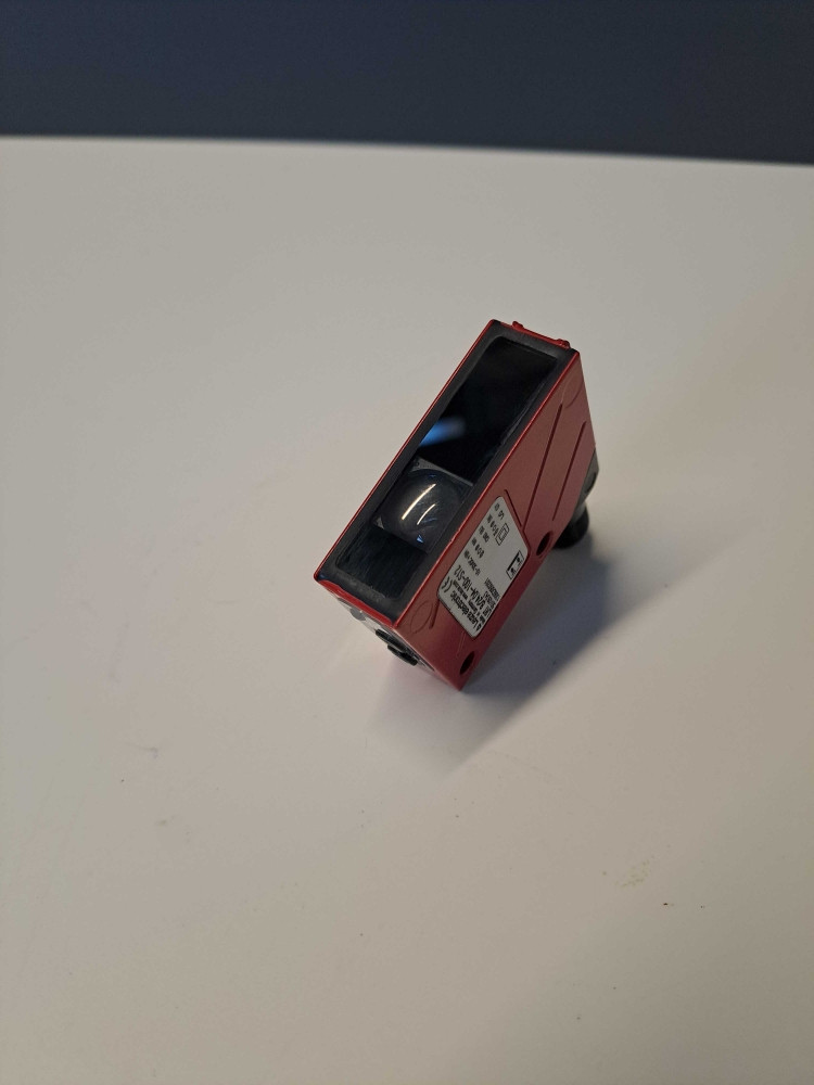 LEUZE ELECTRONIC LRT82404100S12