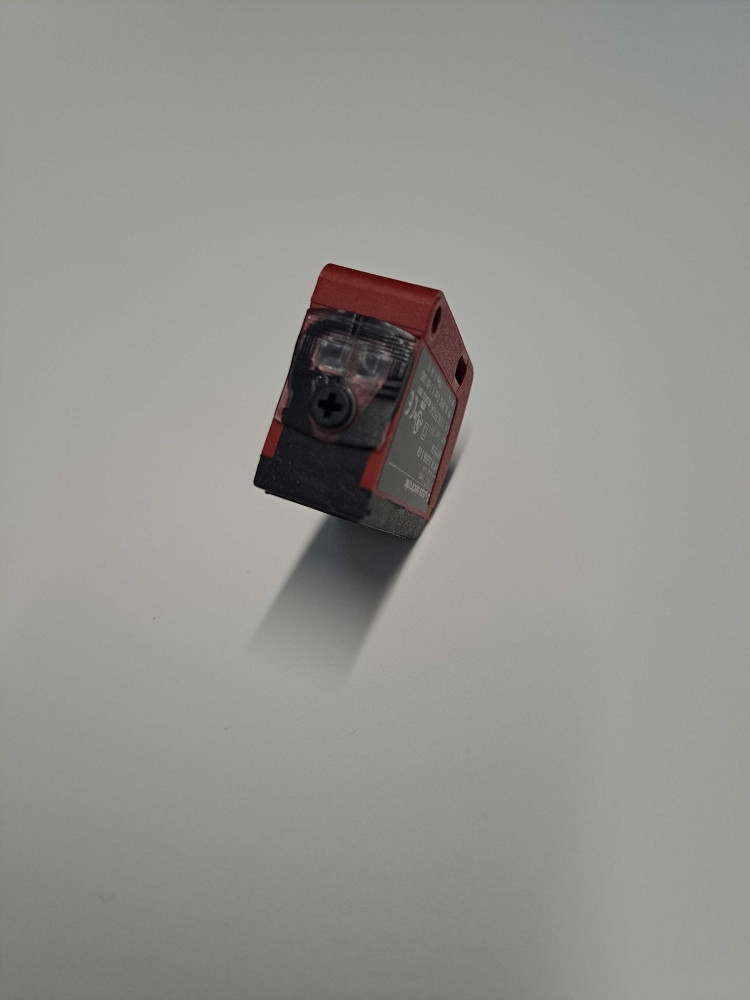 LEUZE ELECTRONIC HRTR25B66SS8