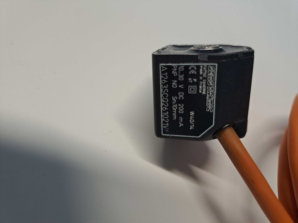 SENSTRONIC A1263SCQ261021V