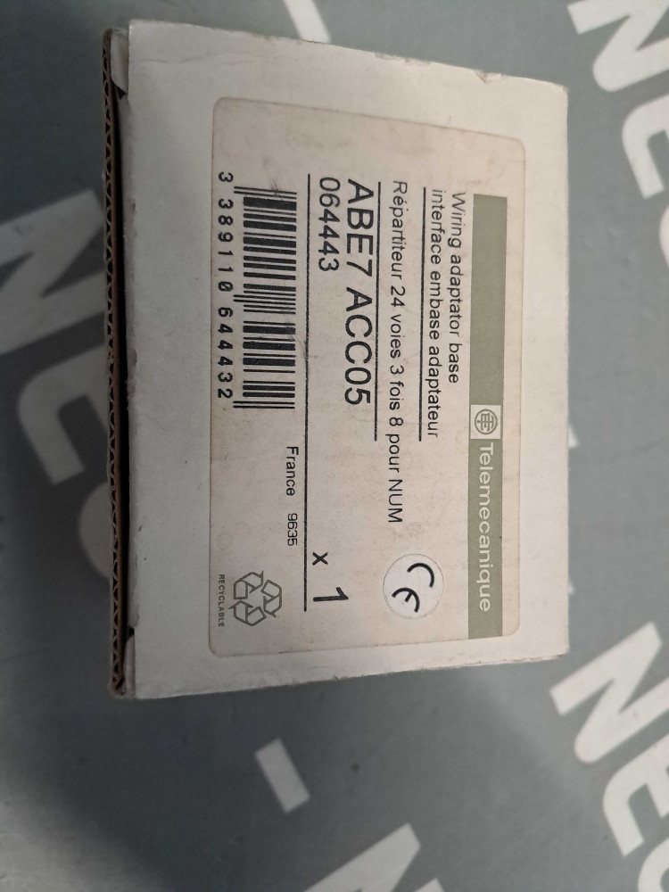 TÉLÉMÉCANIQUE  ABE7ACC05