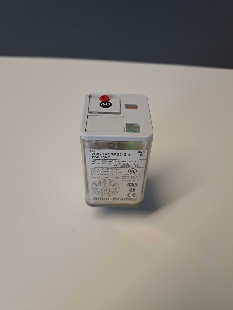 ALLEN-BRADLEY  700HA33A0334