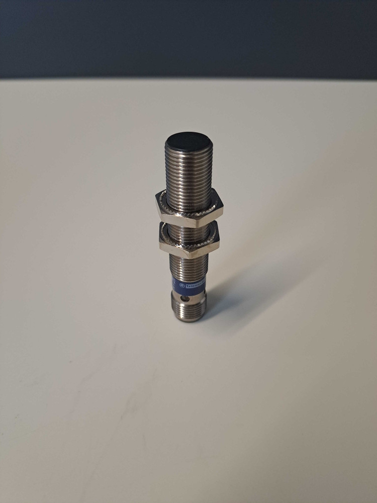 TÉLÉMÉCANIQUE  XS512B1DBM12