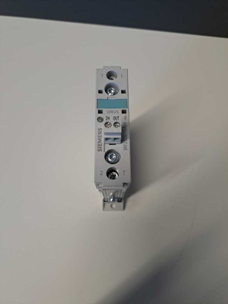 SIEMENS  3RF23201AA04