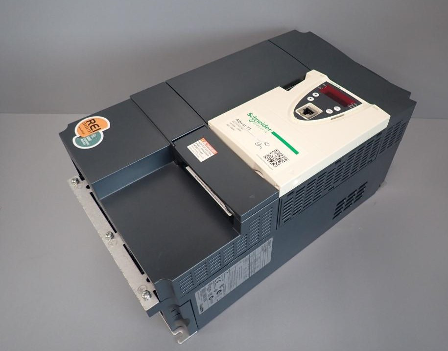 TÉLÉMÉCANIQUE  ATV71HD15N4Z