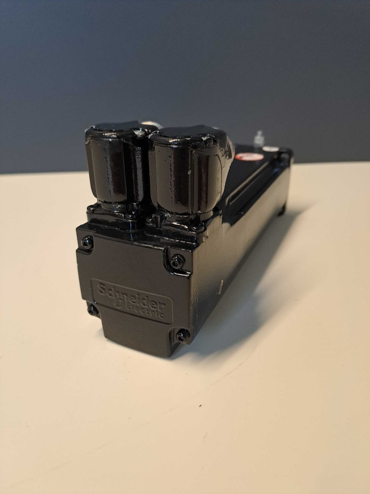 SCHNEIDER  SH30553P12F2000