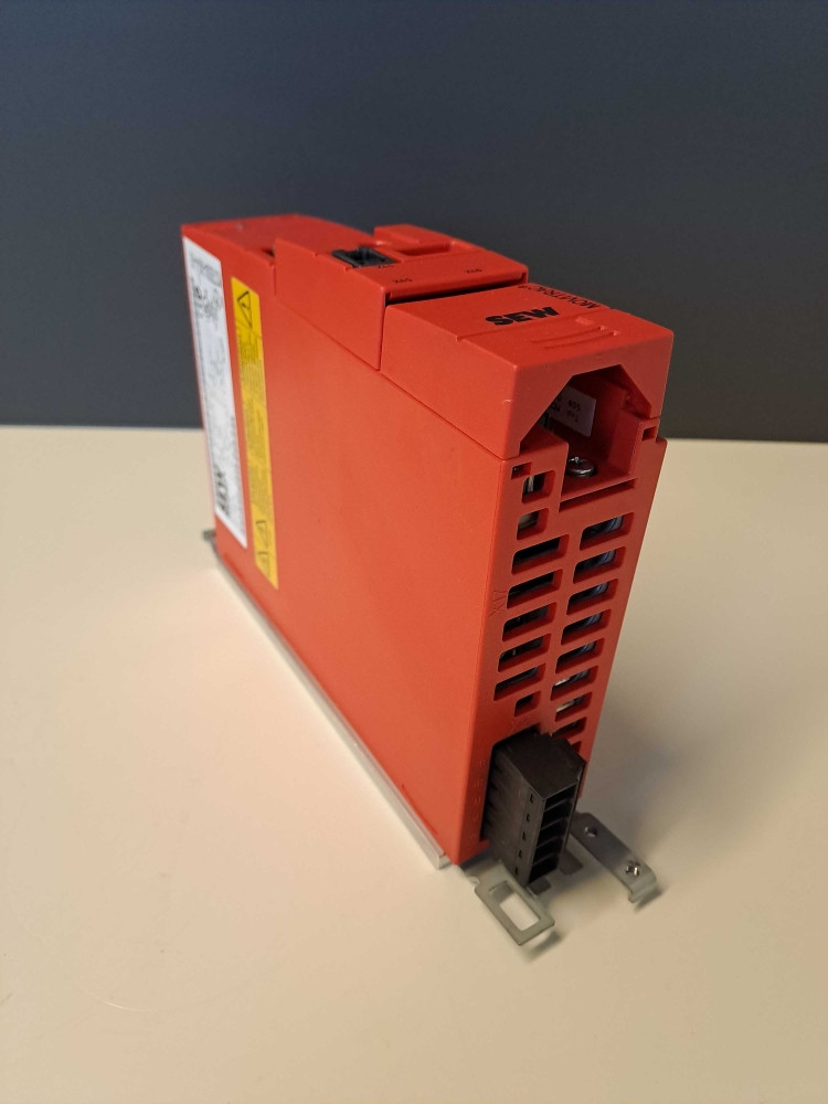 SEW EURODRIVE  MC07B00045A3400