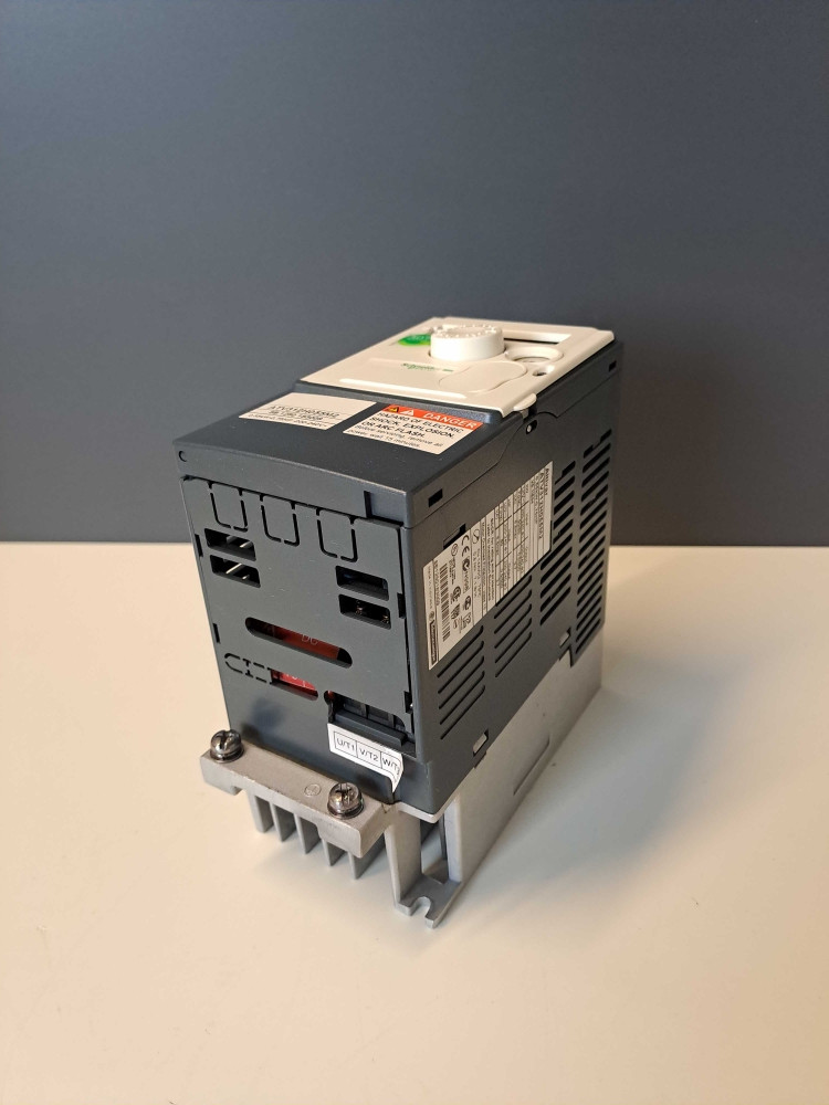 SCHNEIDER  ATV312H055M2
