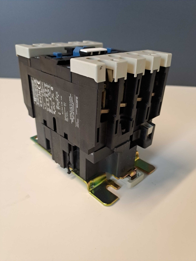 TÉLÉMÉCANIQUE  LC1D40004