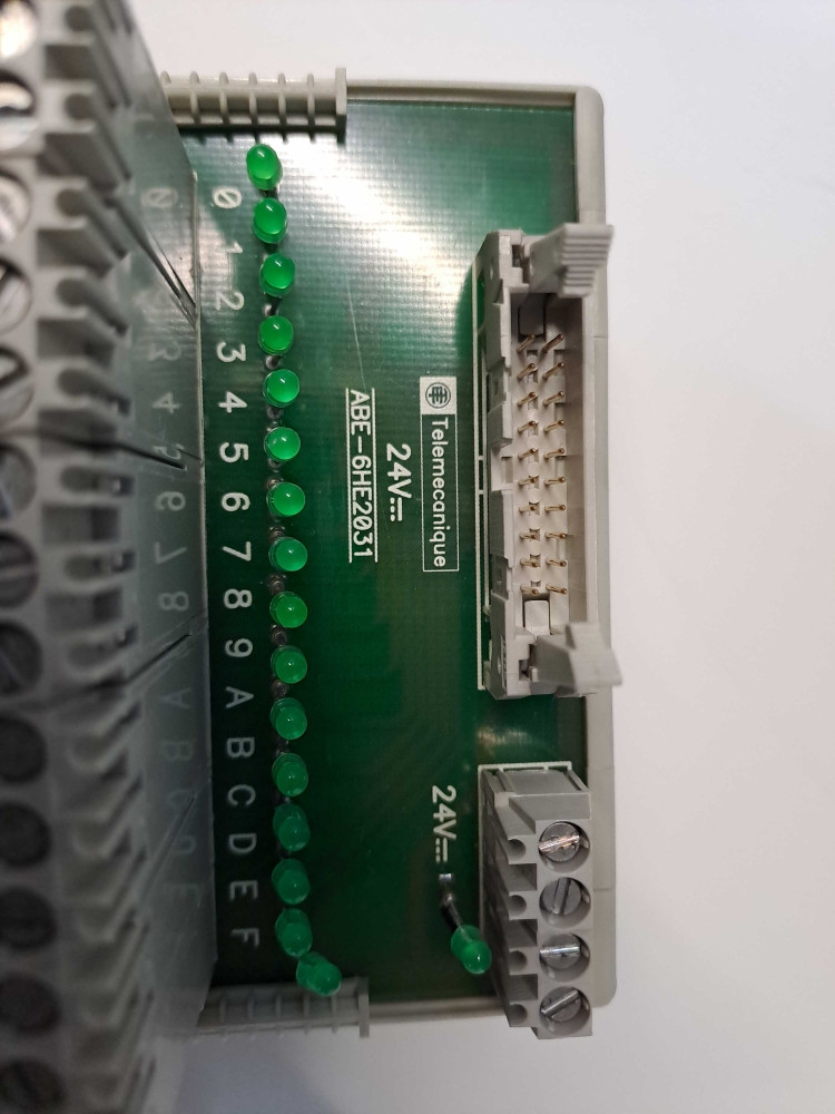 TÉLÉMÉCANIQUE  ABE6HE2031