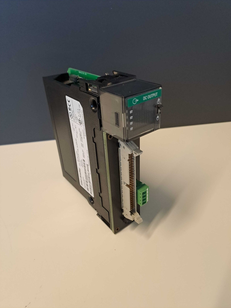 ALLEN-BRADLEY  1756-OB32