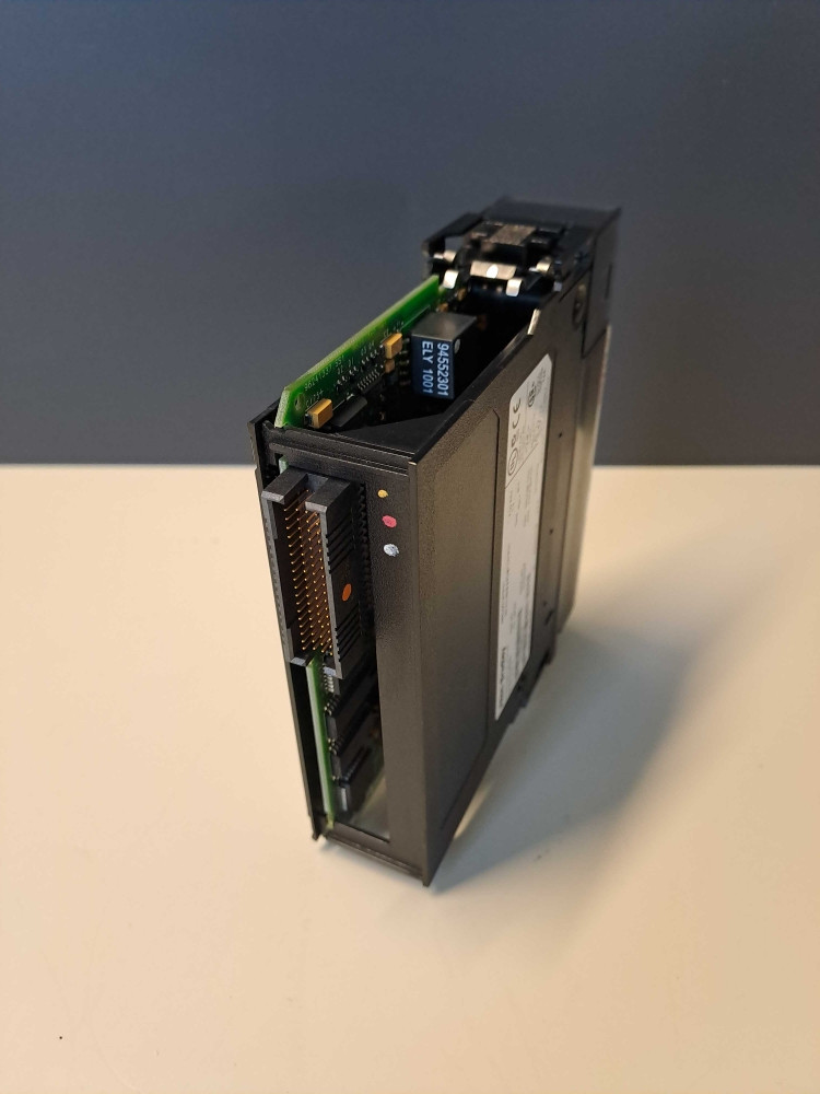 ALLEN-BRADLEY  17560F8