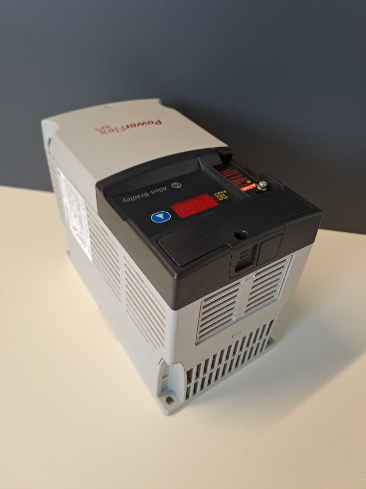 ALLEN-BRADLEY  22DD4P0N104