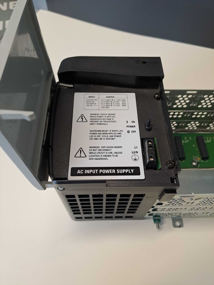 ALLEN-BRADLEY  1756PA72C + 1756A13B