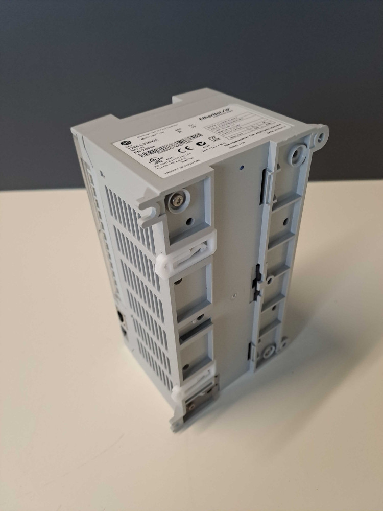 ALLEN-BRADLEY  1766L32BWA