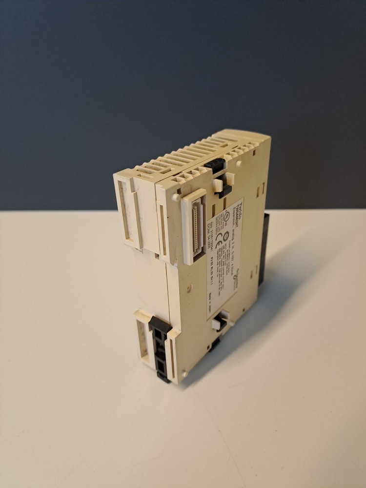 SCHNEIDER  TWDAMI2HT