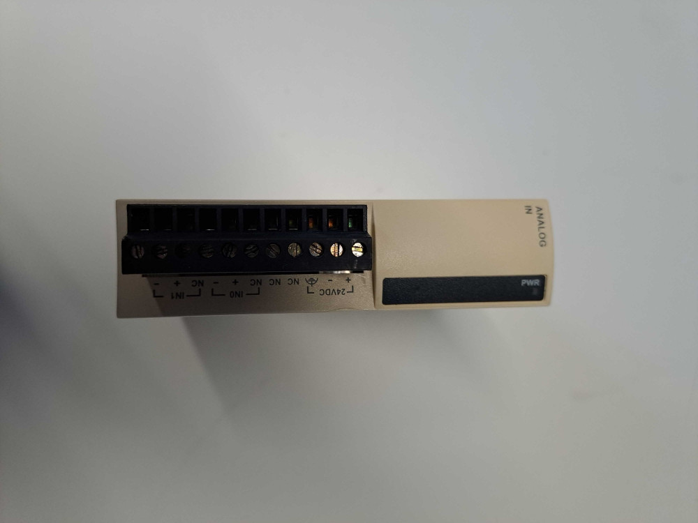 SCHNEIDER  TWDAMI2HT