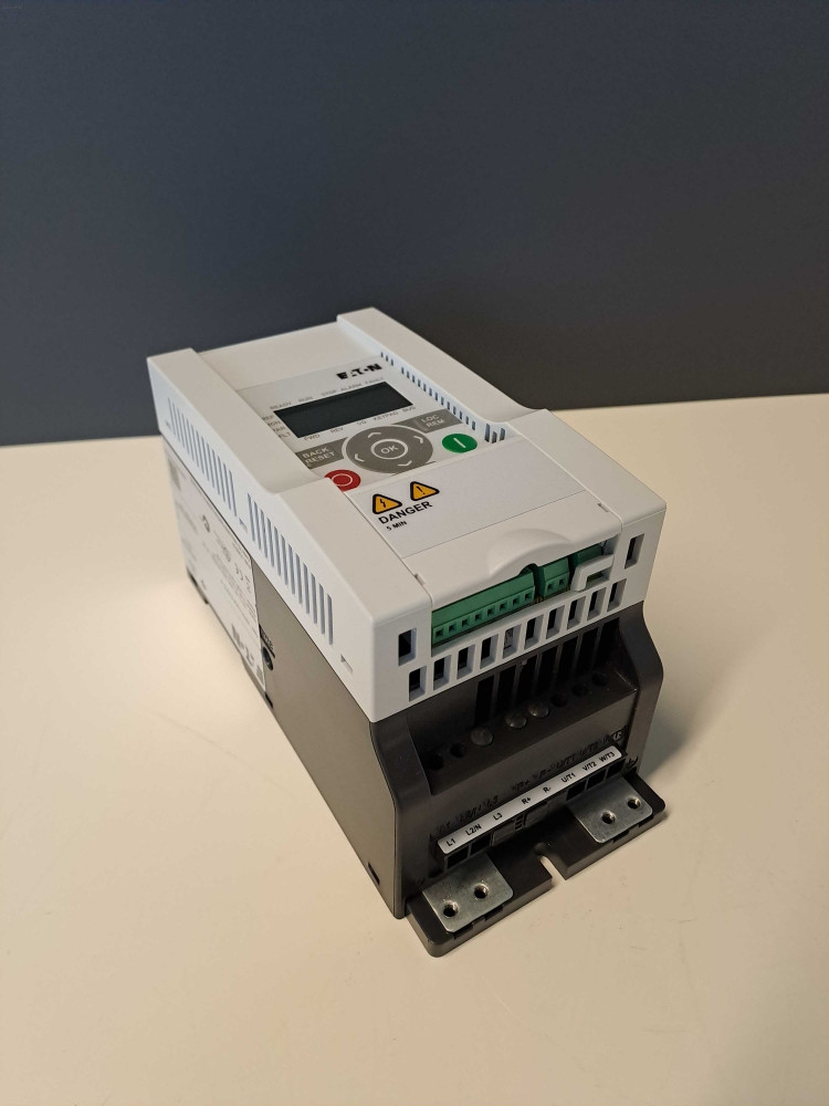 EATON  MMX12AA7D0F00