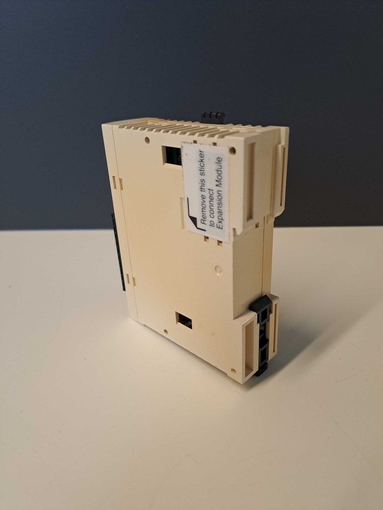 SCHNEIDER  TM2AVO2HT