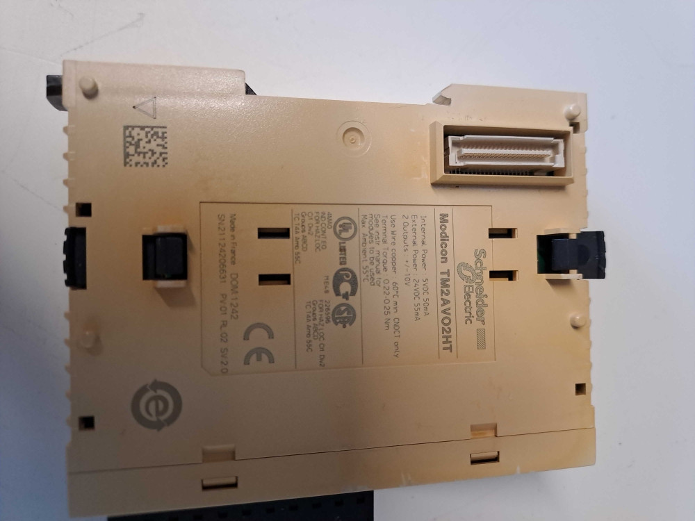 SCHNEIDER  TM2AVO2HT