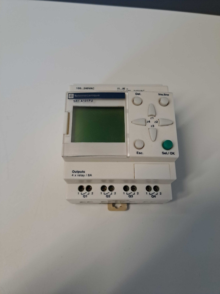 SCHNEIDER  SR1A101FU