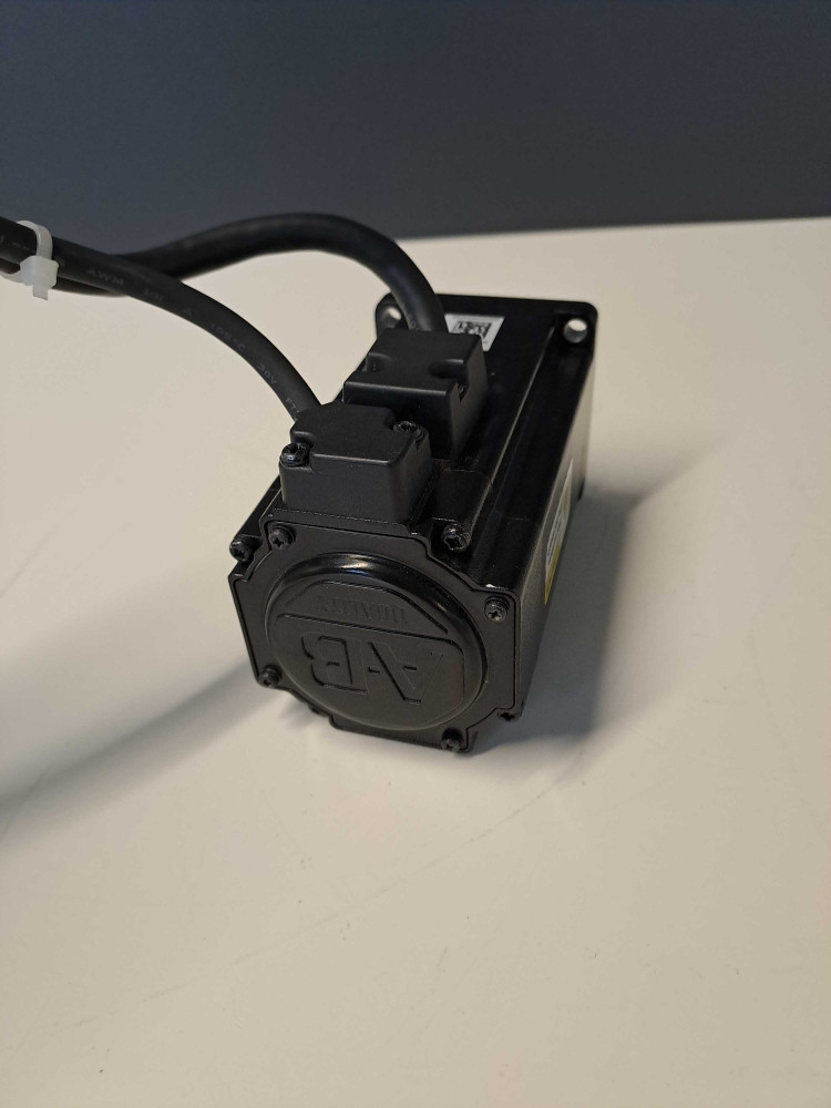 ALLEN BRADLEY  TLPB070040DJA32A