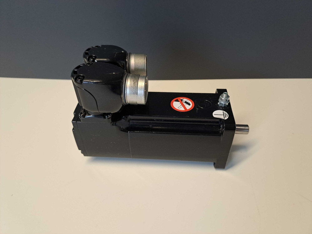 SCHNEIDER  SH0558005000000001000