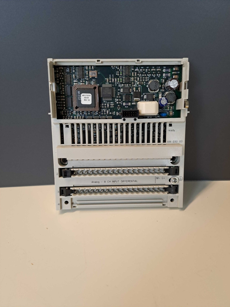 SCHNEIDER  170AAI03000