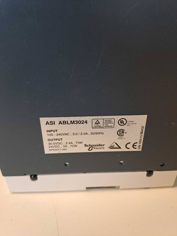 TÉLÉMÉCANIQUE  ASIABLM3024