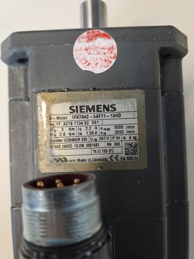 SIEMENS  1FK70425AF711AH3
