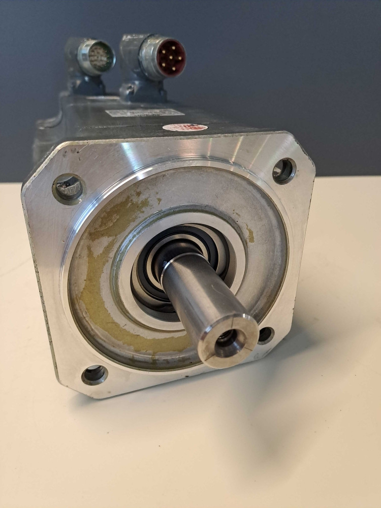 SIEMENS  1FK70635AF711AH3