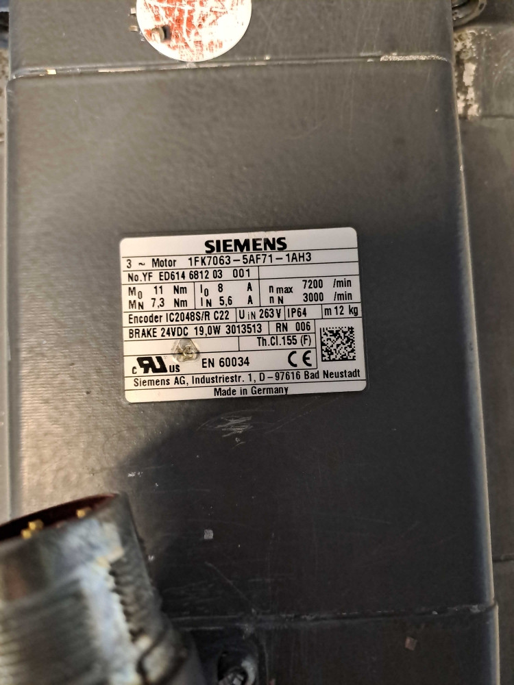 SIEMENS  1FK70635AF711AH3