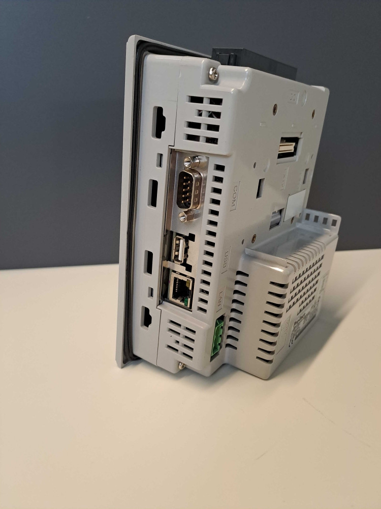 PROFACE  LT3300T1D24C