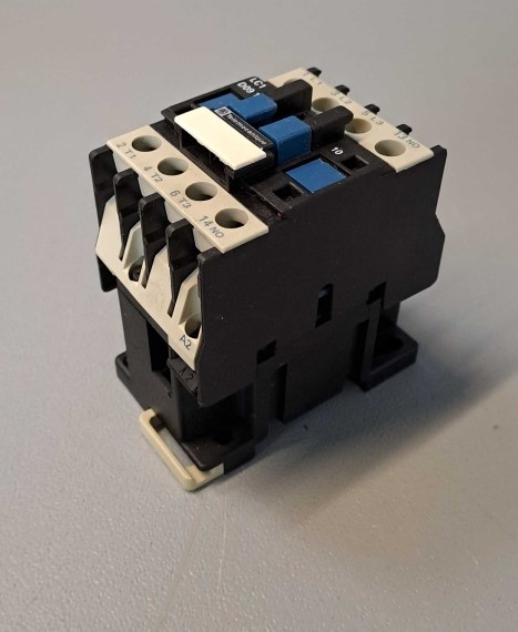 TÉLÉMÉCANIQUE  LC1D0910B7