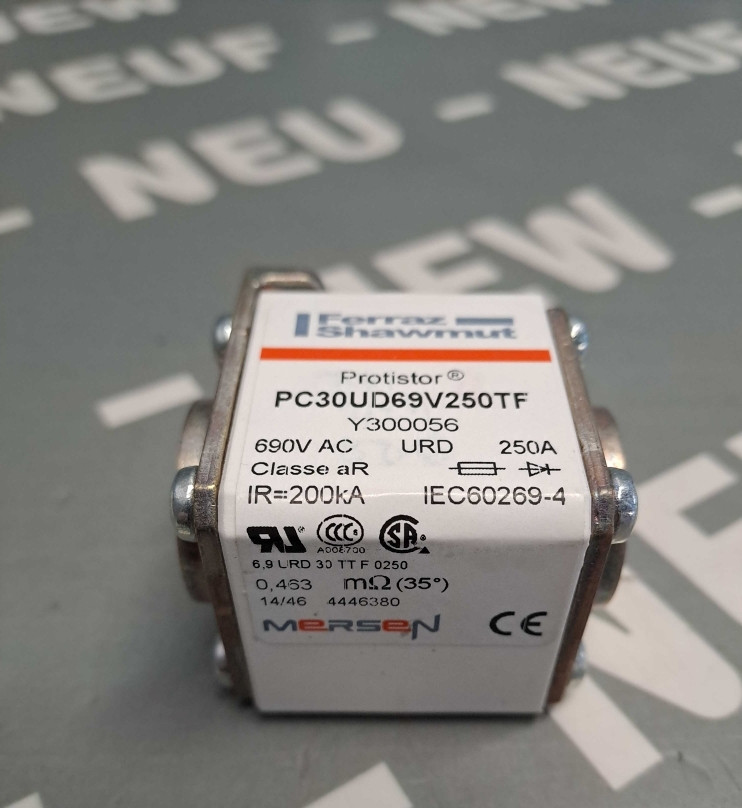 FERRAZ SHAWMUT PC30UD69V250TF