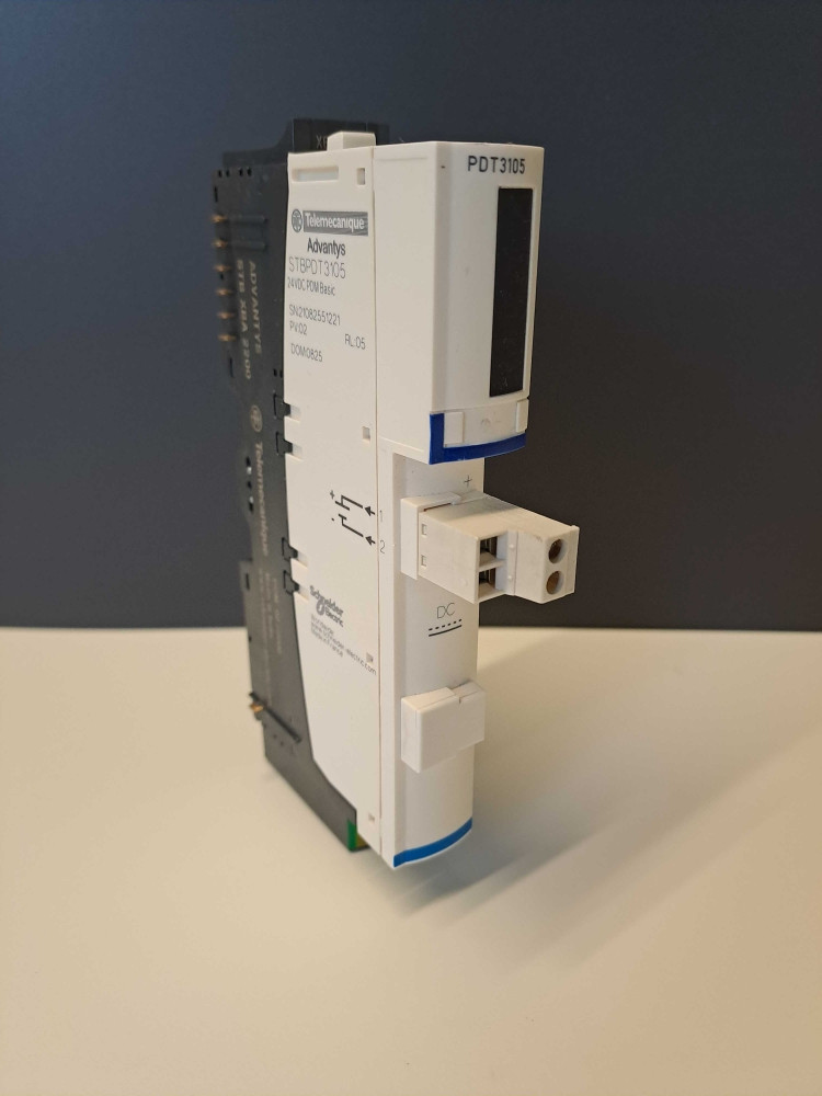 TÉLÉMÉCANIQUE  STBPDT3105