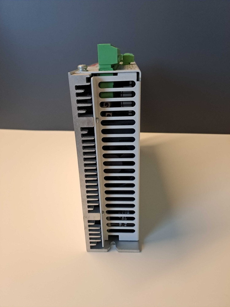 INDRAMAT  DKC11.1-040-7-FW